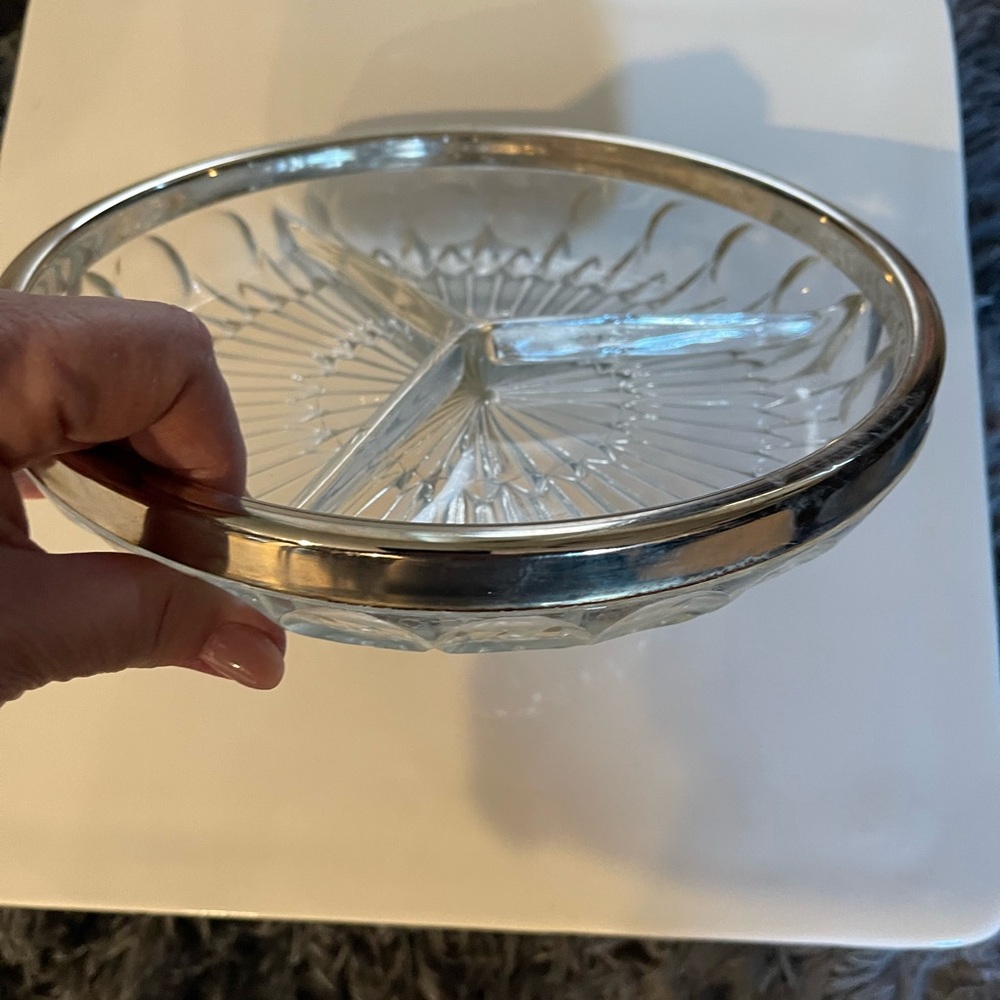 Vintage Candy Dish Silver Plated Rim - Picture 3 of 4